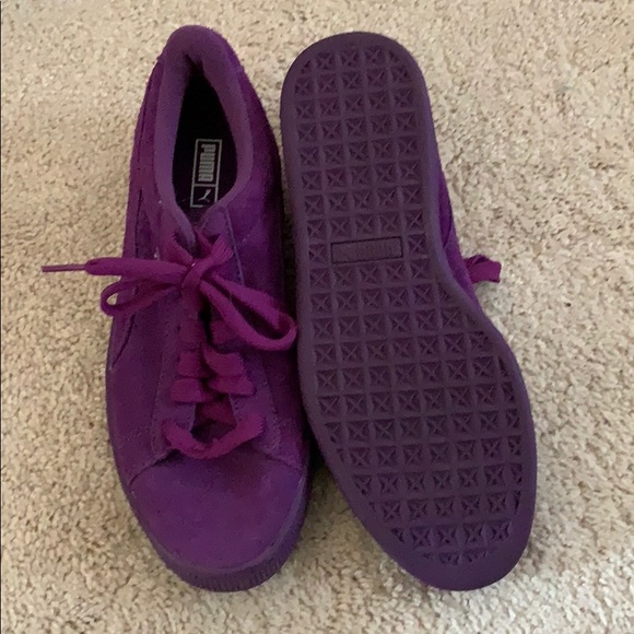 Purple pumas - Picture 2 of 3